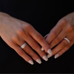 Platinum Beautiful Natural Diamond Ring